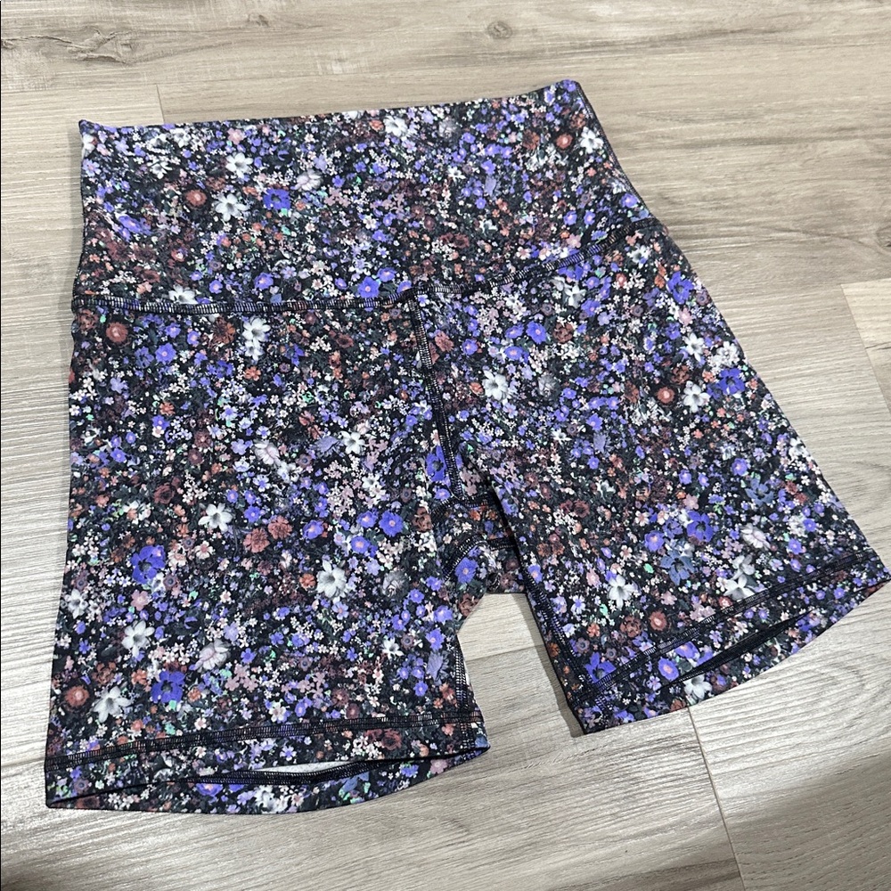 Lululemon Align High rise shorts